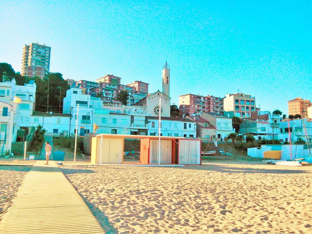 Claire Seaview & Beach-Apartment Montgat Εξωτερικό φωτογραφία